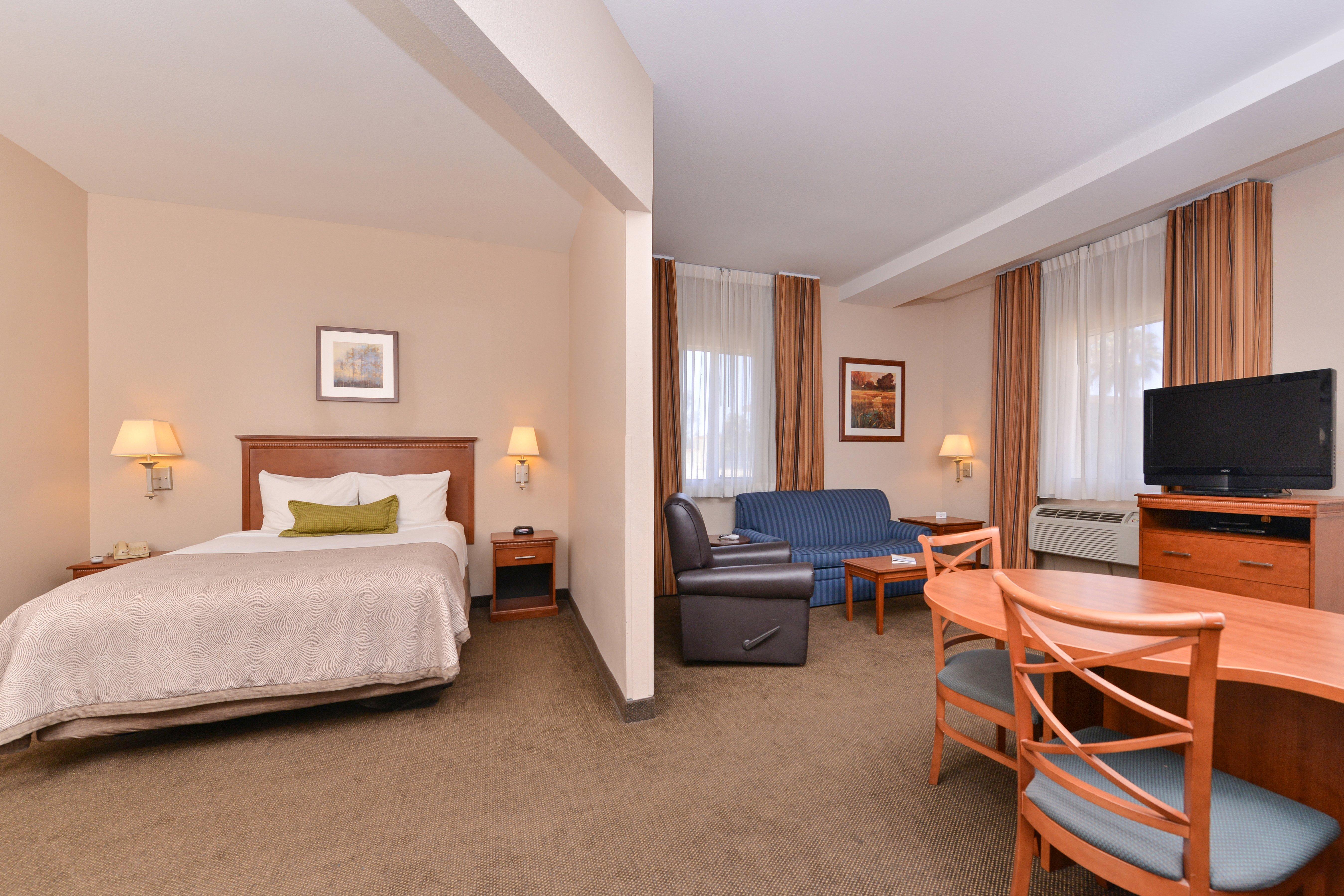 Candlewood Suites San Diego By Ihg Εξωτερικό φωτογραφία