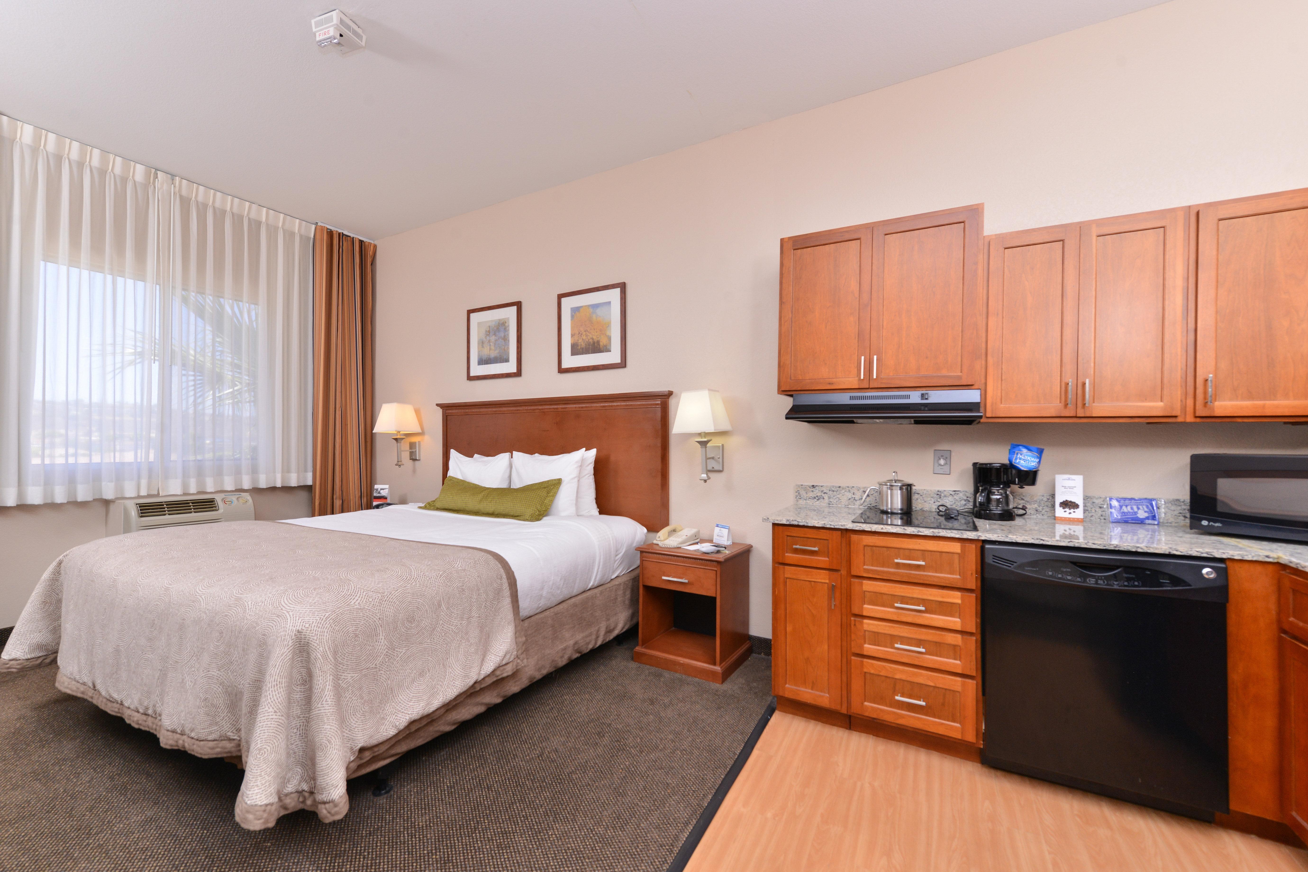 Candlewood Suites San Diego By Ihg Εξωτερικό φωτογραφία